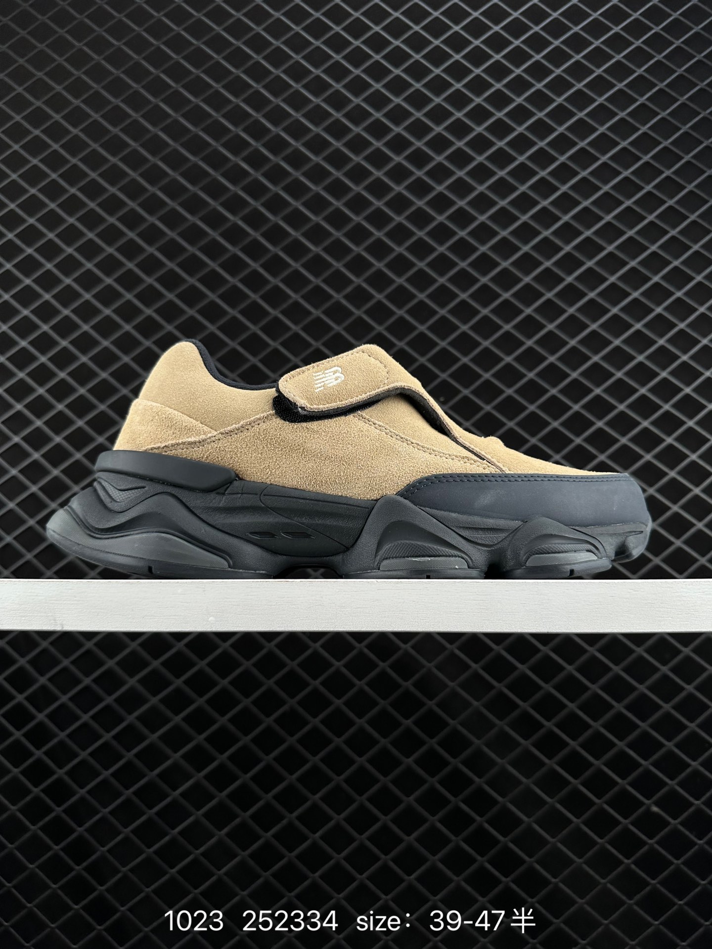 NEW BALANCE NB8040 NEW BALANCE NB8040